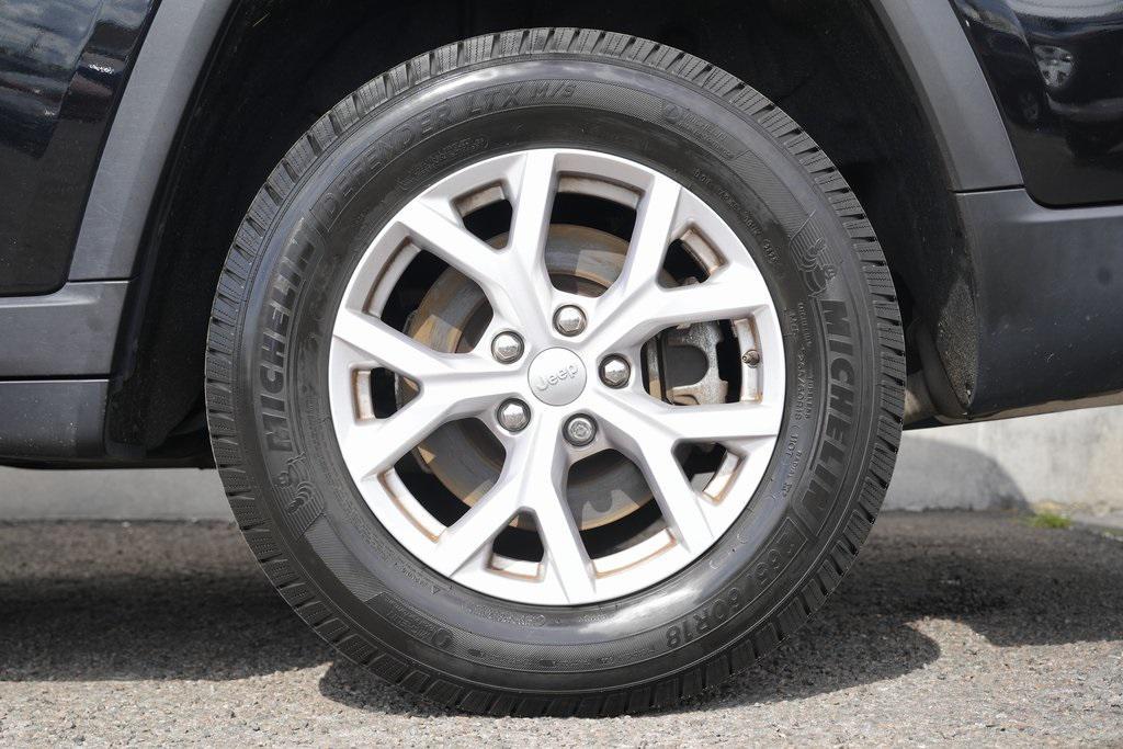 used 2021 Jeep Grand Cherokee L car, priced at $19,900