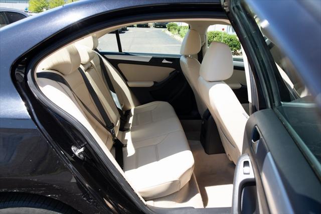 used 2016 Volkswagen Jetta Hybrid car, priced at $9,700