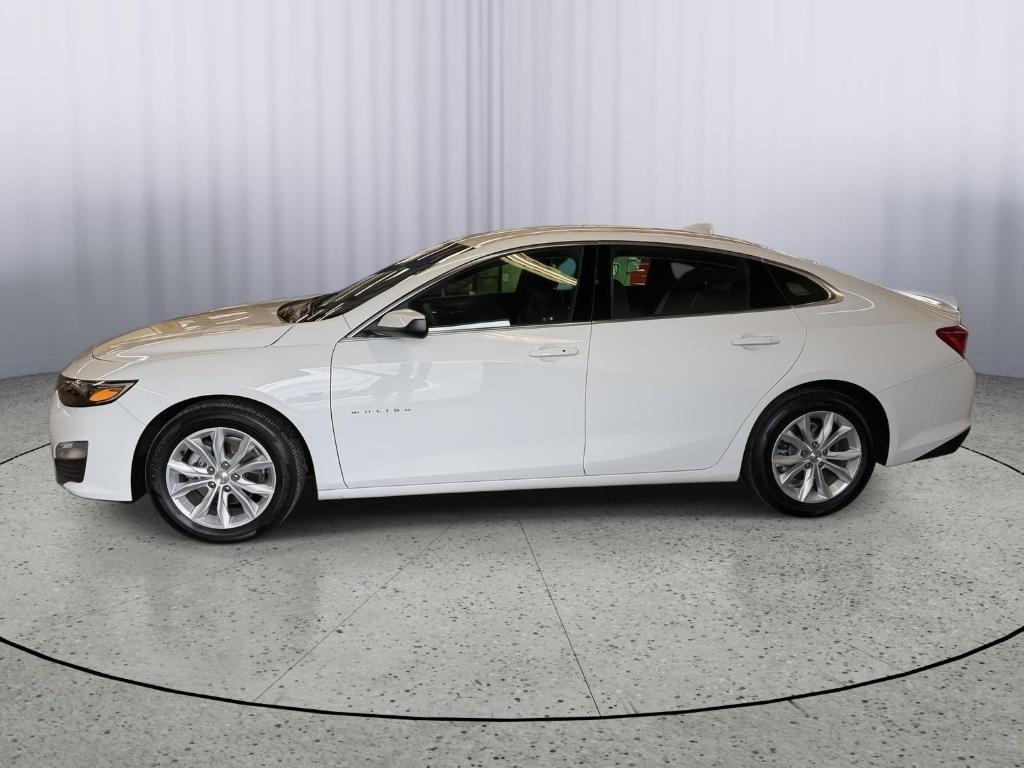 new 2025 Chevrolet Malibu car
