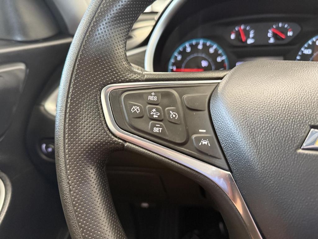 new 2025 Chevrolet Malibu car