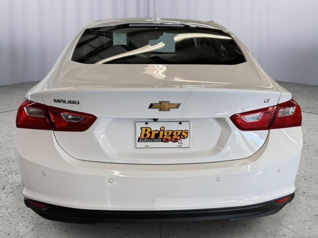 new 2025 Chevrolet Malibu car
