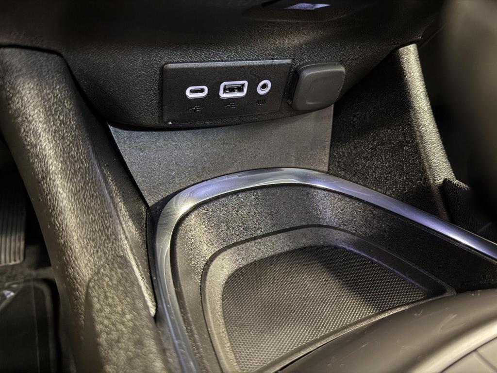 new 2025 Chevrolet Malibu car