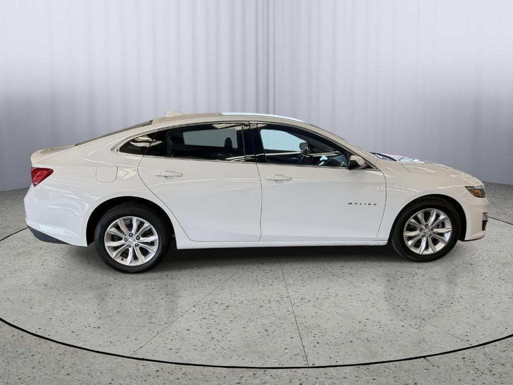new 2025 Chevrolet Malibu car