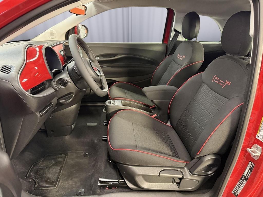 new 2024 FIAT 500e car