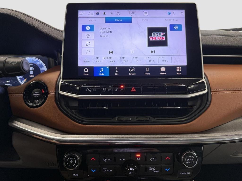 used 2022 Jeep Compass car, priced at $24,287