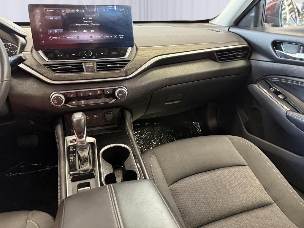used 2023 Nissan Altima car, priced at $21,878