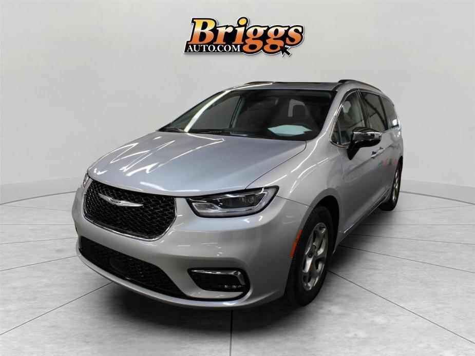 used 2023 Chrysler Pacifica car, priced at $35,487