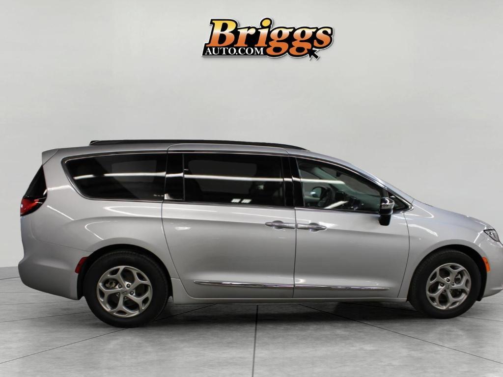 used 2023 Chrysler Pacifica car, priced at $35,487