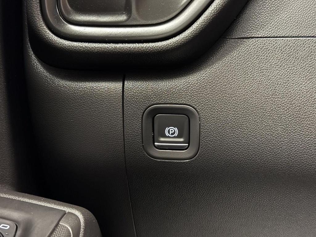 used 2022 Chevrolet Silverado 1500 Limited car, priced at $25,487