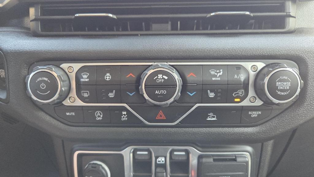 used 2024 Jeep Gladiator car, priced at $36,987