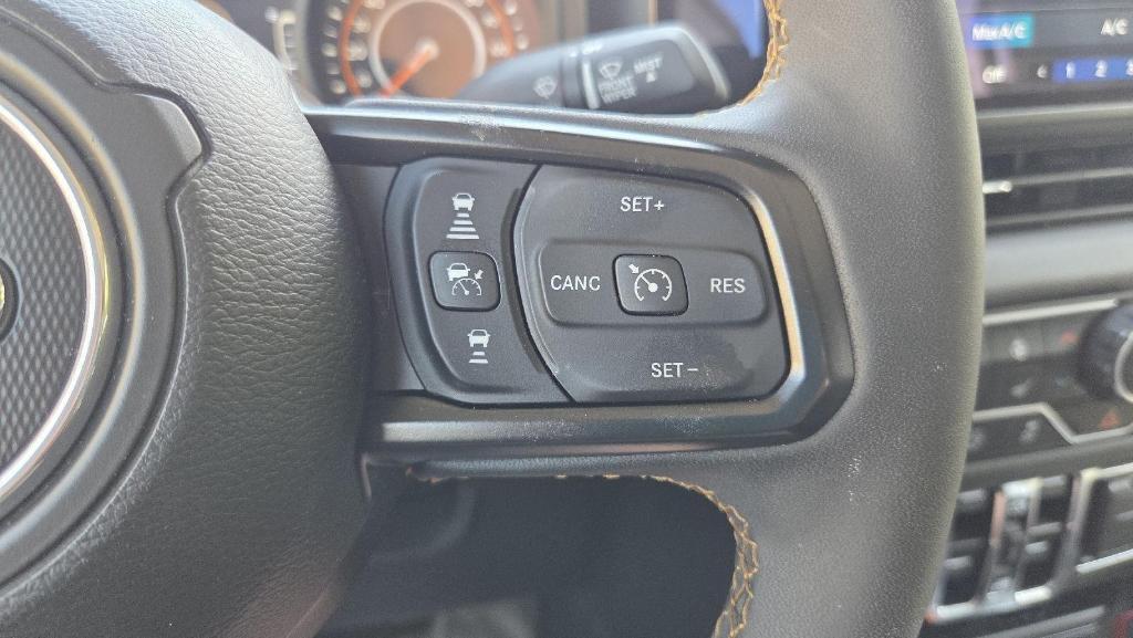 used 2024 Jeep Gladiator car, priced at $36,987