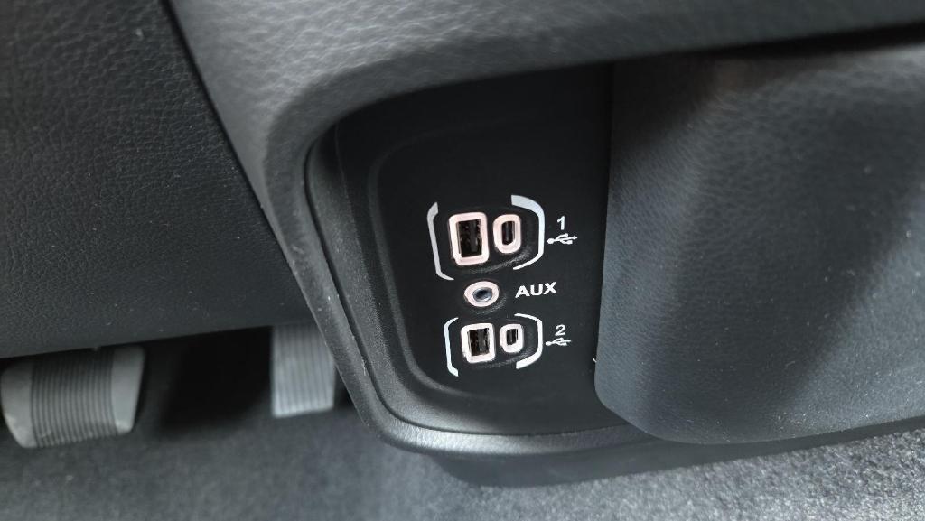 new 2025 Ram 1500 car, priced at $51,215