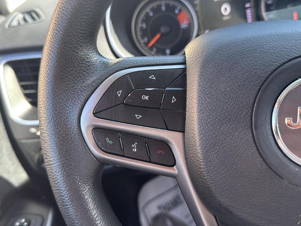 used 2020 Jeep Cherokee car, priced at $18,987