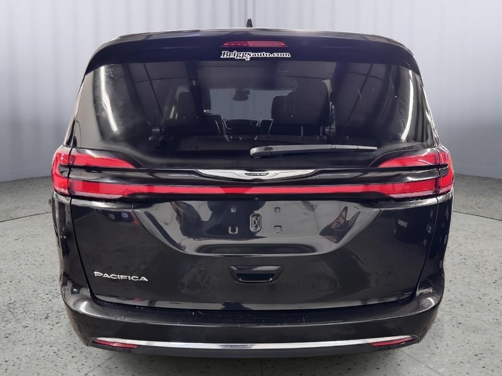 used 2022 Chrysler Pacifica car, priced at $23,186