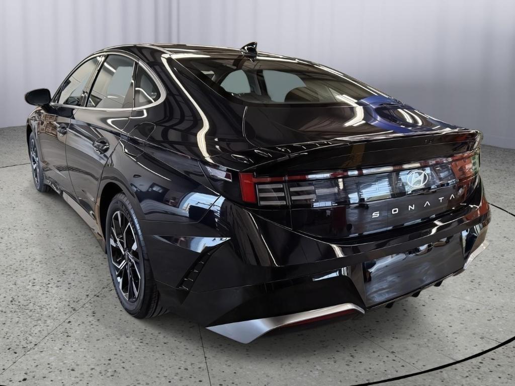 new 2025 Hyundai Sonata car