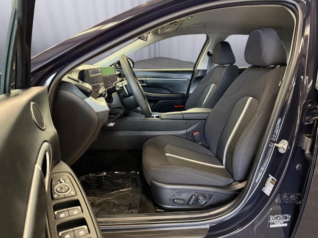 new 2025 Hyundai Sonata car