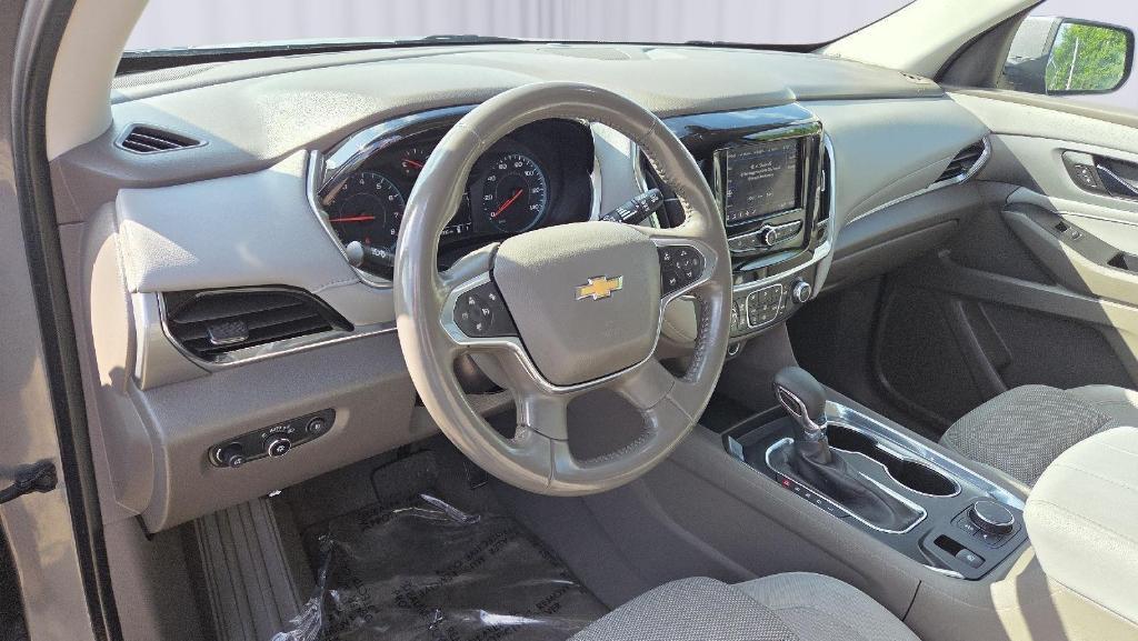 used 2021 Chevrolet Traverse car, priced at $26,186