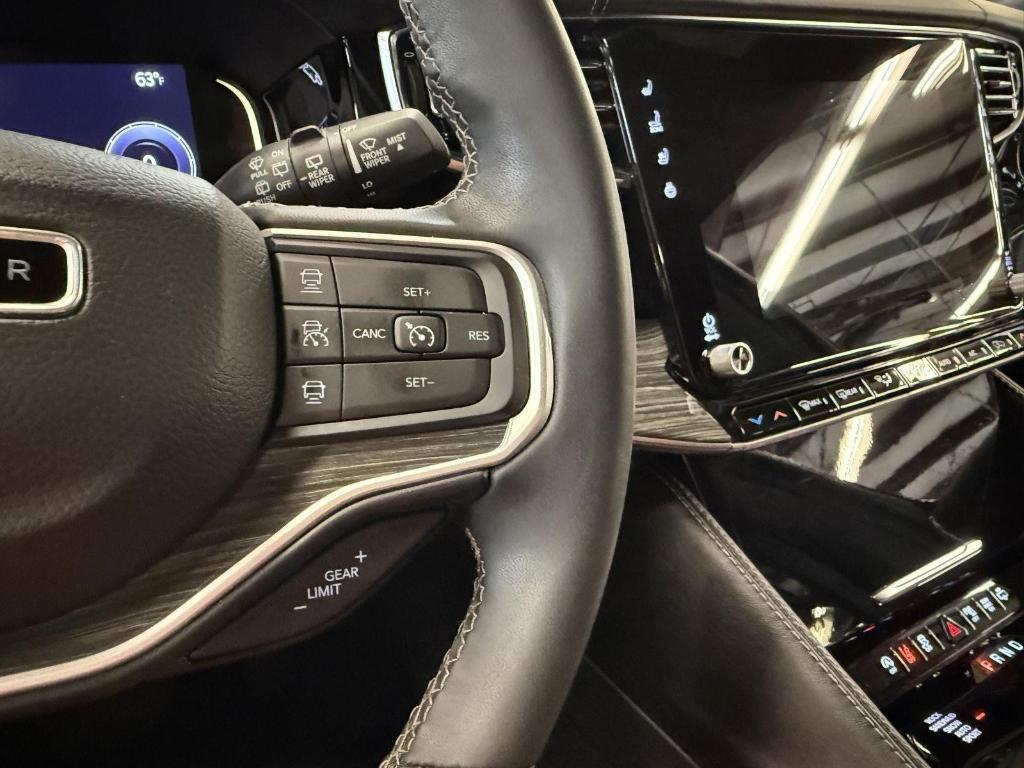 used 2022 Jeep Wagoneer car, priced at $42,987