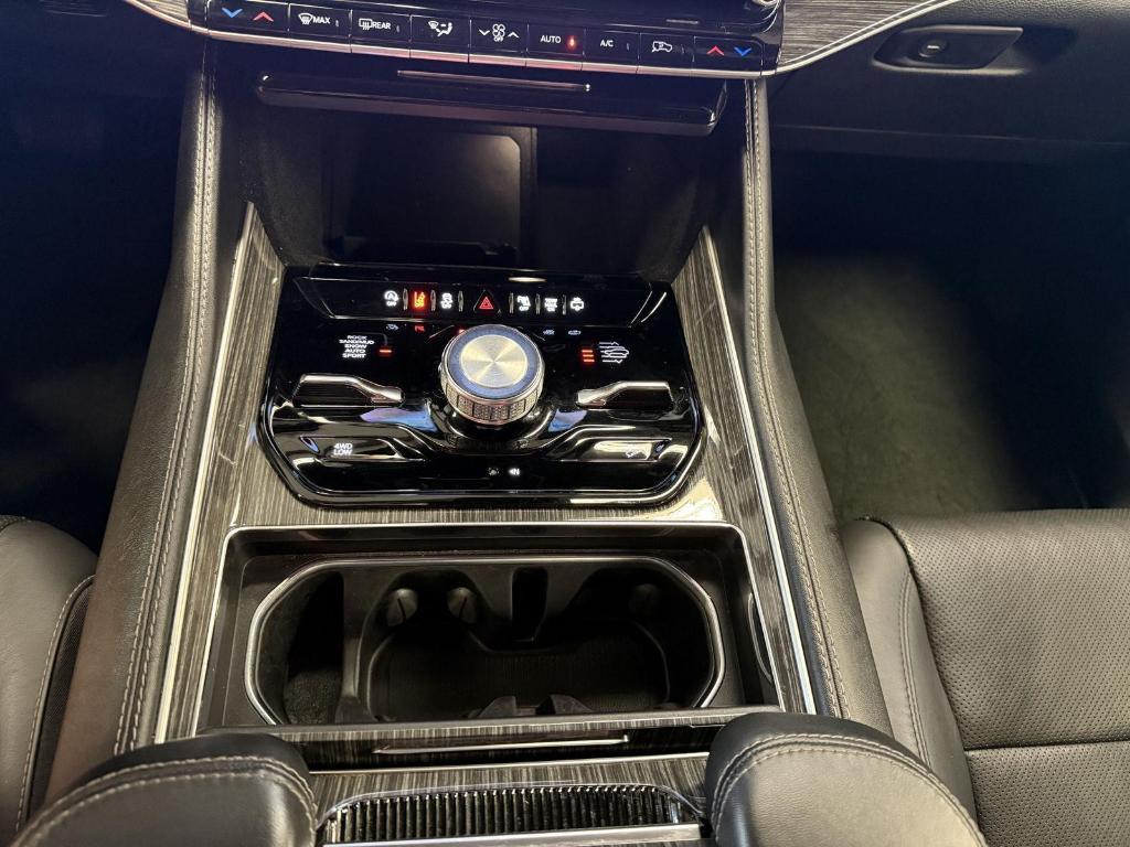 used 2022 Jeep Wagoneer car, priced at $42,987