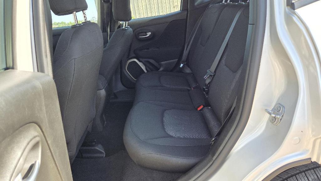 used 2017 Jeep Renegade car