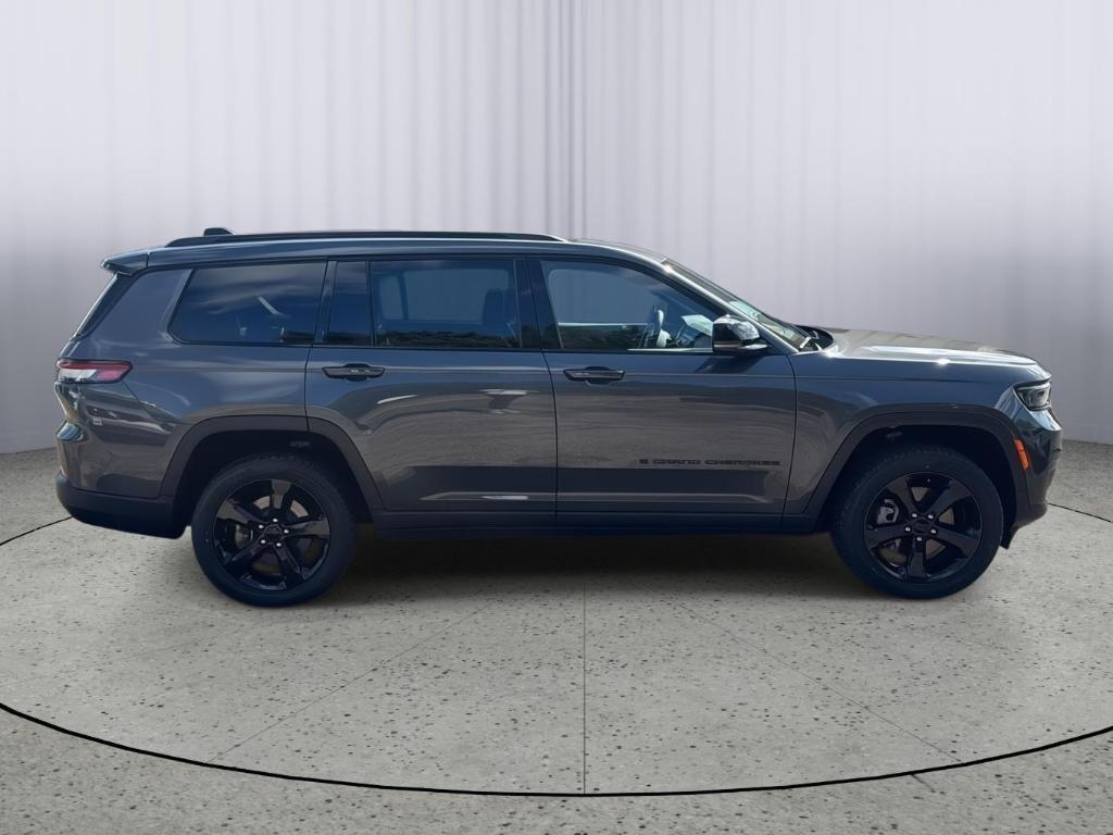 used 2023 Jeep Grand Cherokee L car, priced at $30,585