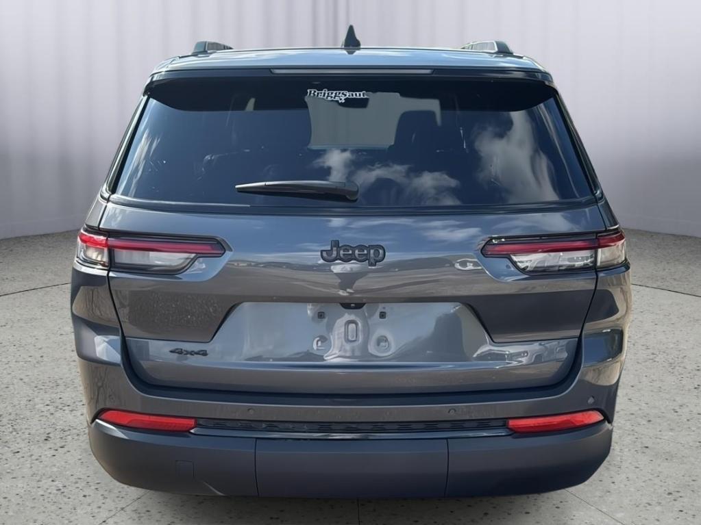 used 2023 Jeep Grand Cherokee L car, priced at $30,585