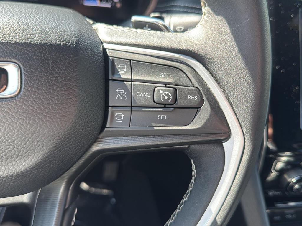 used 2023 Jeep Grand Cherokee L car, priced at $30,585