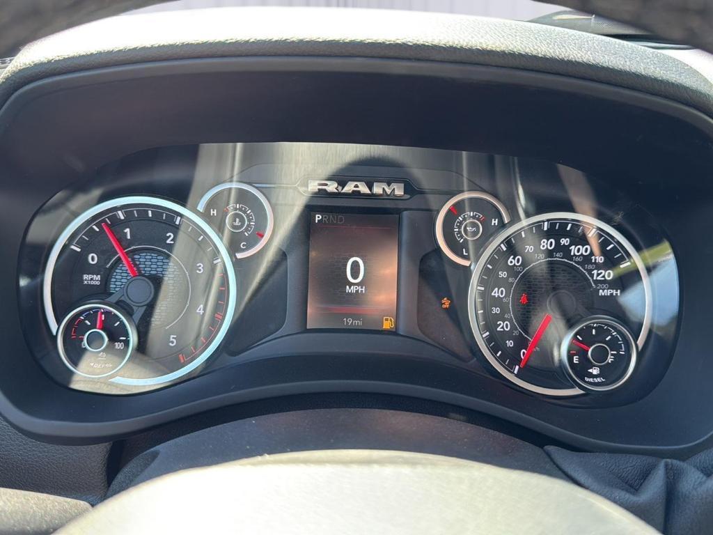 new 2025 Ram 2500 car, priced at $77,325