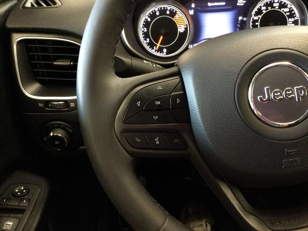 used 2022 Jeep Cherokee car, priced at $26,787