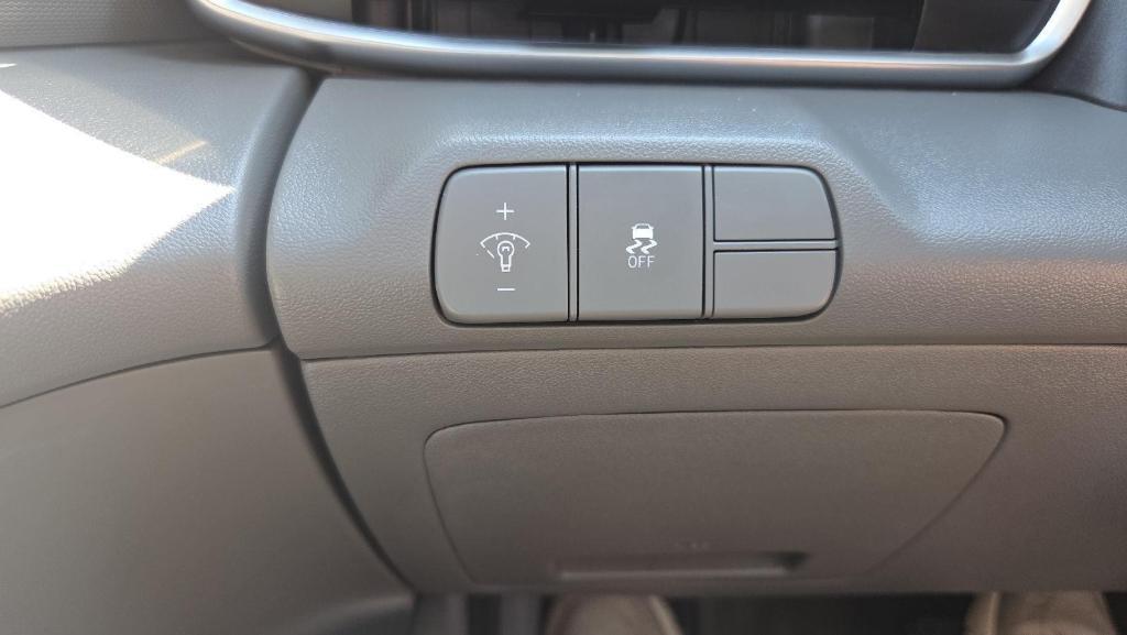 used 2024 Hyundai Elantra car, priced at $19,684