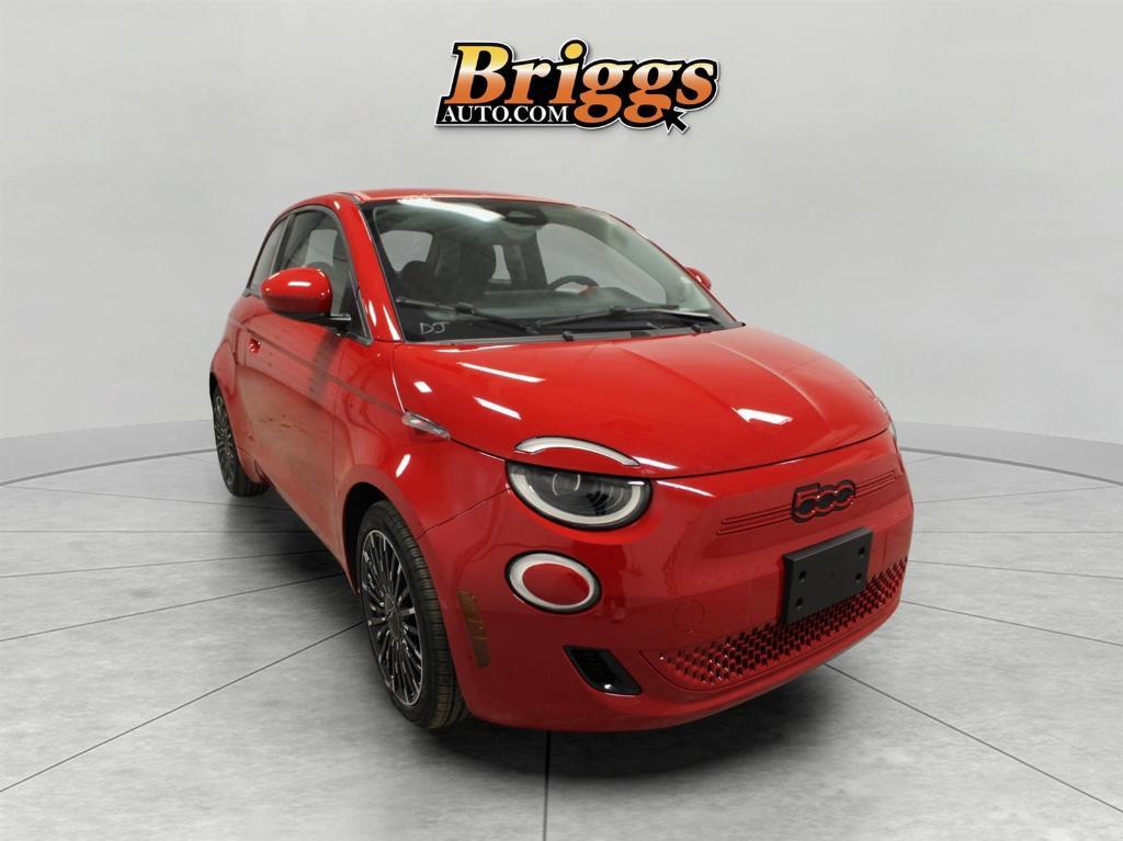 new 2024 FIAT 500e car, priced at $33,595