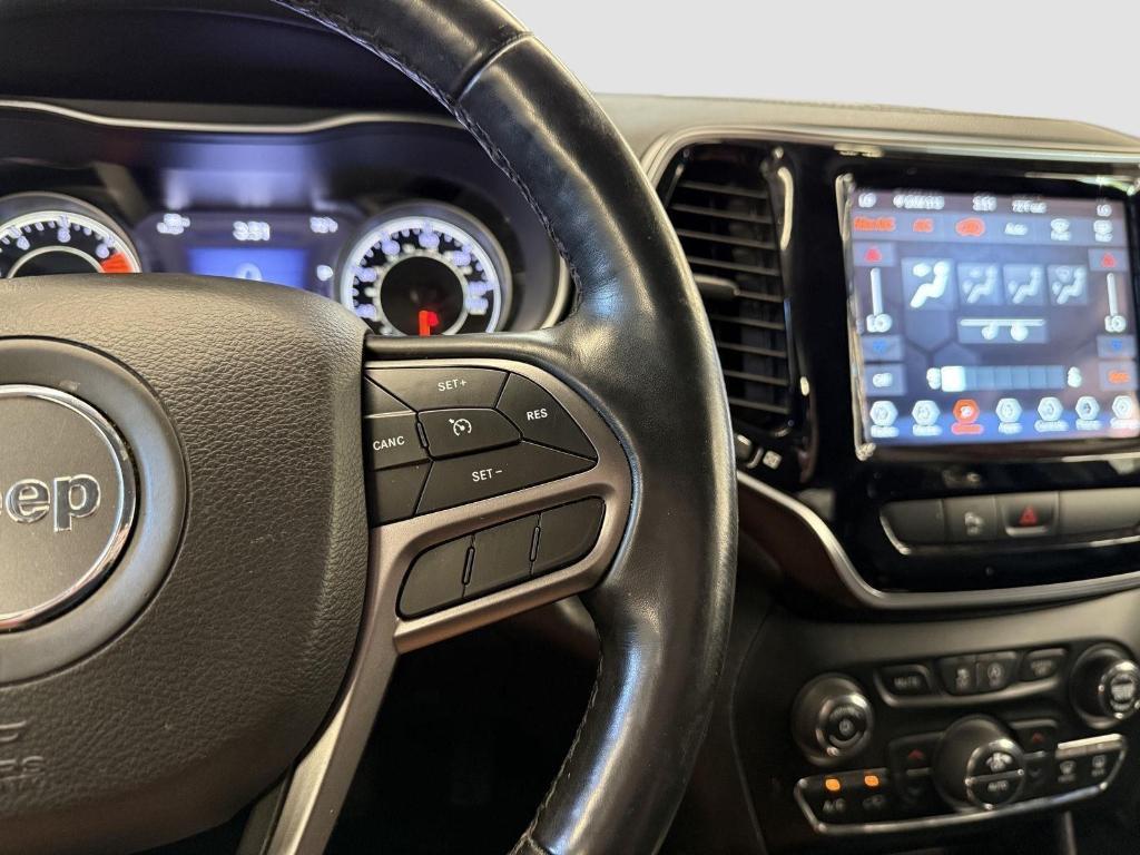used 2020 Jeep Cherokee car, priced at $17,987