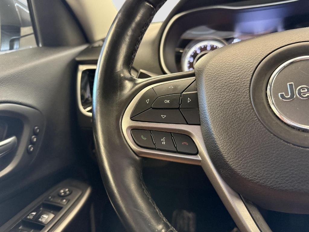 used 2020 Jeep Cherokee car, priced at $17,987