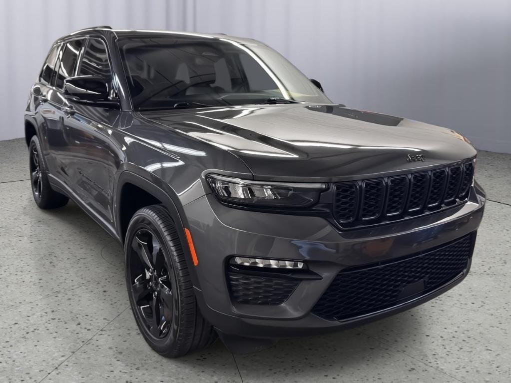 used 2024 Jeep Grand Cherokee car, priced at $41,987