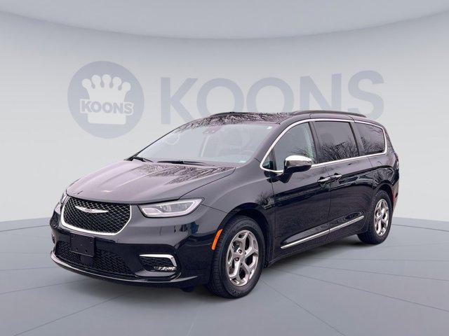 used 2023 Chrysler Pacifica car, priced at $28,750