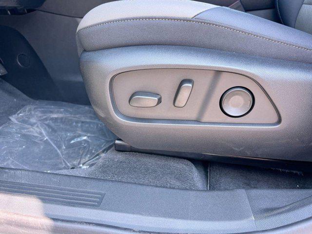 new 2026 Chevrolet Equinox car, priced at $32,626
