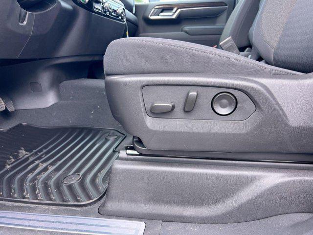 new 2025 GMC Sierra 1500 car, priced at $47,000