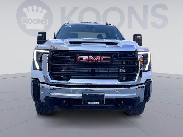 new 2025 GMC Sierra 2500 car, priced at $62,422