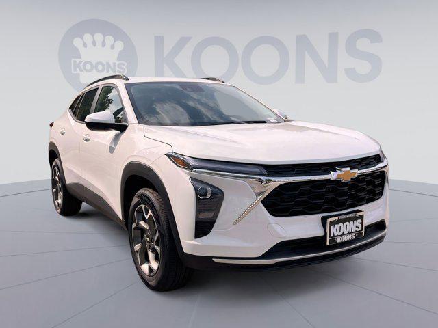 new 2025 Chevrolet Trax car, priced at $24,090