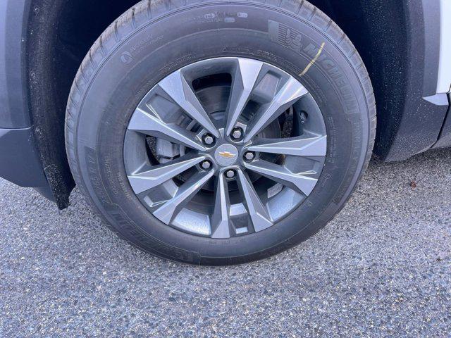 new 2026 Chevrolet Equinox car, priced at $30,815