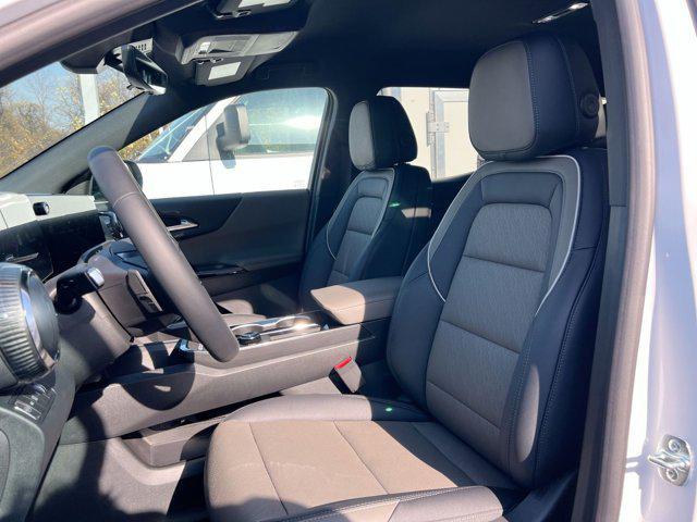 new 2026 Chevrolet Equinox car, priced at $30,815