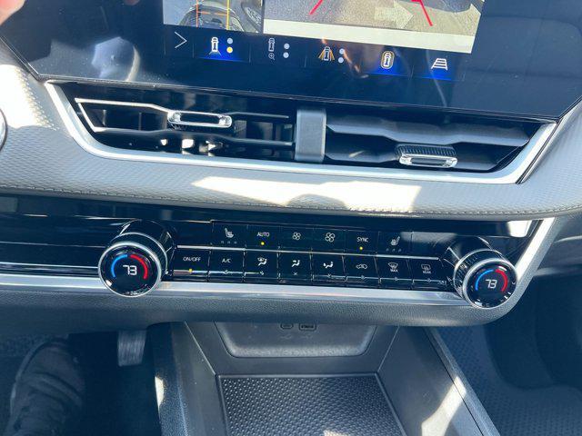 new 2026 Chevrolet Equinox car, priced at $30,815