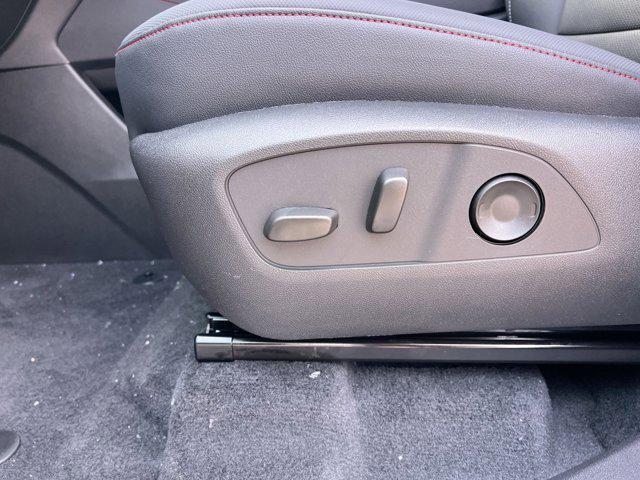 new 2026 Chevrolet Traverse car, priced at $51,104