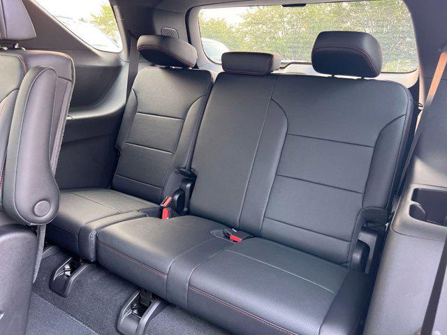 new 2026 Chevrolet Traverse car, priced at $51,104