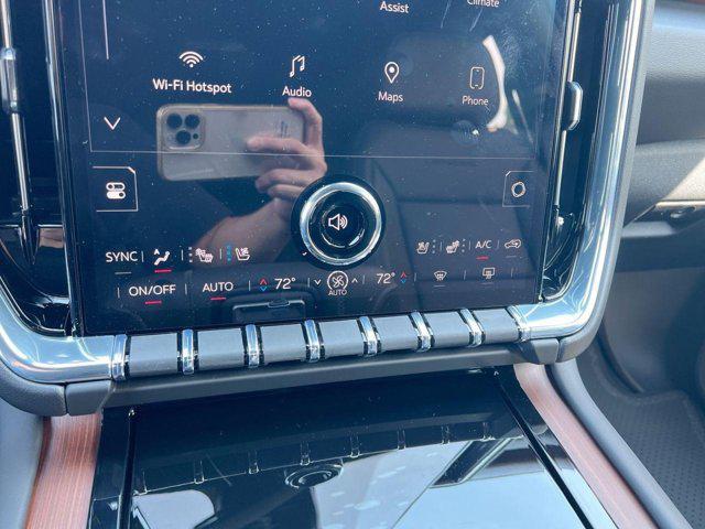 new 2025 GMC Yukon XL car, priced at $84,000