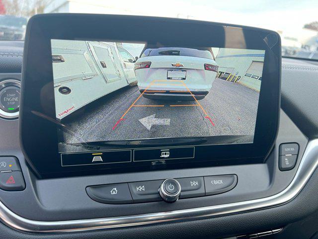 new 2025 Chevrolet Blazer car, priced at $33,889