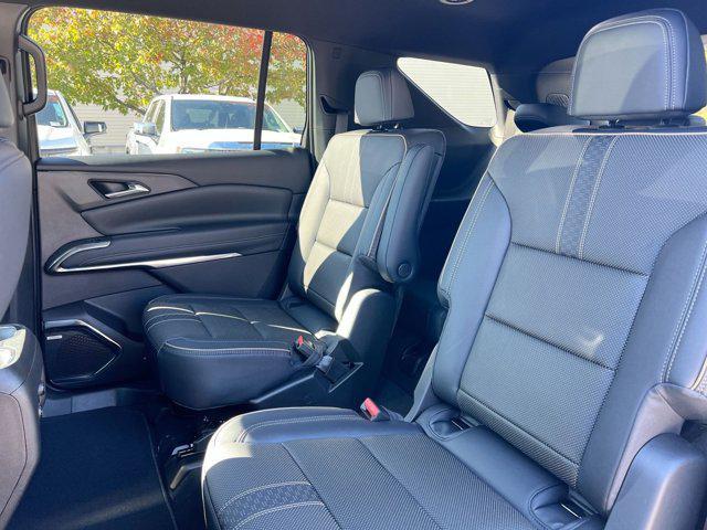 new 2026 Chevrolet Traverse car, priced at $57,510