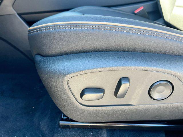 new 2026 Chevrolet Traverse car, priced at $57,510