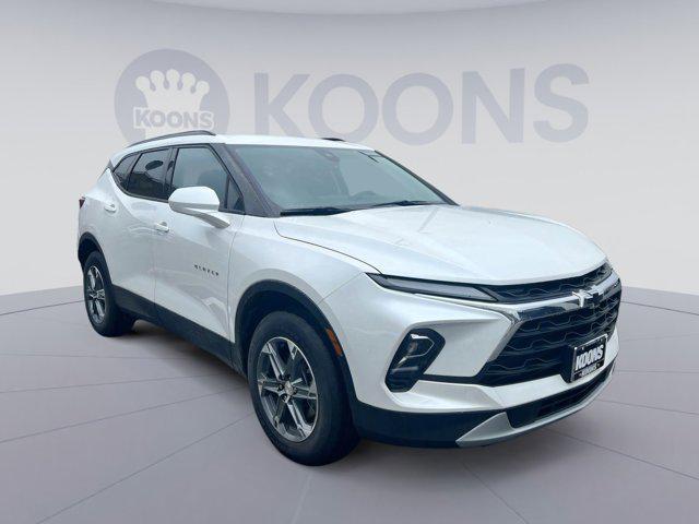 new 2024 Chevrolet Blazer car, priced at $32,000