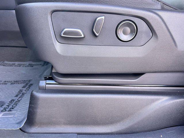 used 2025 GMC Yukon XL car, priced at $79,400